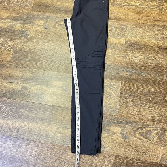 Prana Brenna Moto Pant Grey Skinny Outdoor Casual Active Stretch Women's Size 6 - Picture 9 of 10